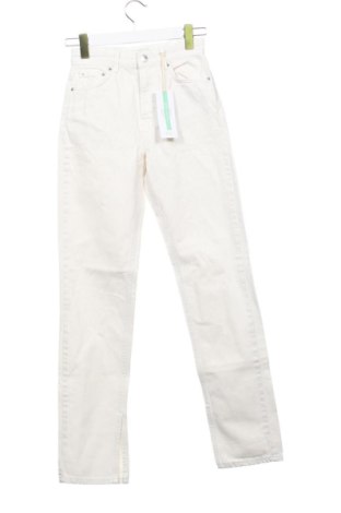 Damskie jeansy Perfect Jeans By Gina Tricot, Rozmiar XS, Kolor ecru, Cena 122,77 zł, #137951437