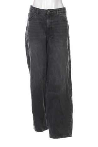Damen Jeans House, Größe M, Farbe Grau, Preis 11,00 €, #137952573