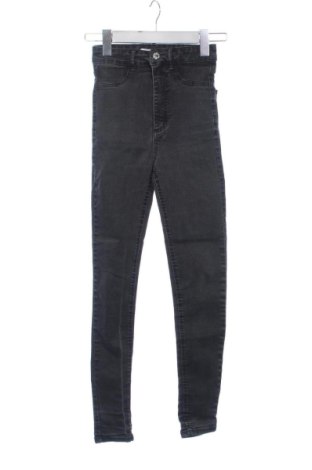 Дамски дънки Pull&Bear, Размер XS, Цвят Сив, Цена 15,00 €, #137954208