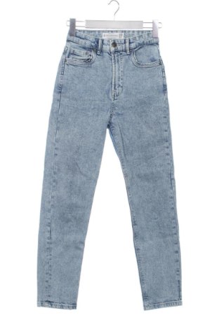 Дамски дънки Stradivarius, Размер XS, Цвят Син, Цена 13,00 €, #137954996