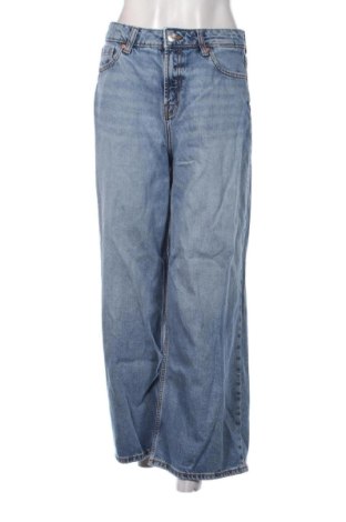 Blugi de femei Zara, Mărime S, Culoare Albastru, Preț 89,23 Lei, #137955722