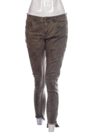Blugi de femei Zara, Mărime L, Culoare Verde, Preț 99,73 Lei, #137955912