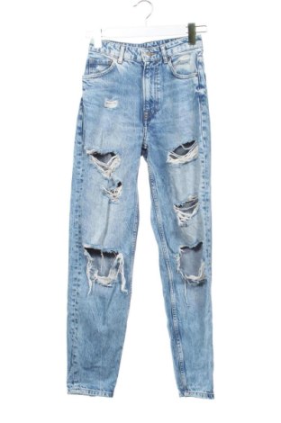 Blugi de femei Bershka, Mărime XS, Culoare Albastru, Preț 62,99 Lei, #137958656