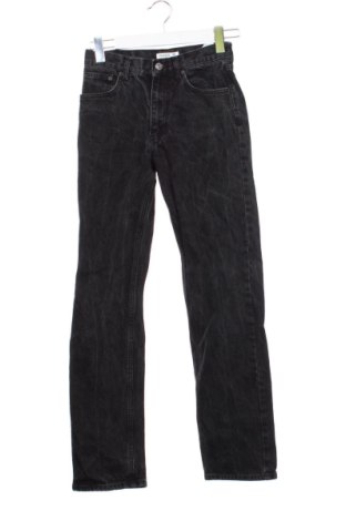 Дамски дънки Pull&Bear, Размер S, Цвят Черен, Цена 14,00 €, #137966629