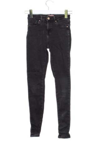 Дамски дънки ONLY, Размер XS, Цвят Сив, Цена 11,00 €, #137967918