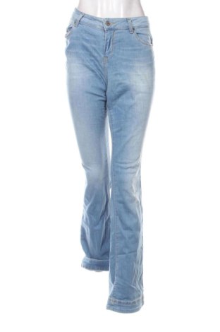 Дамски дънки Esprit, Размер XL, Цвят Син, Цена 12,89 €, #137968438