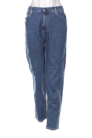 Дамски дънки Calvin Klein Jeans, Размер L, Цвят Син, Цена 35,65 €, #137968597