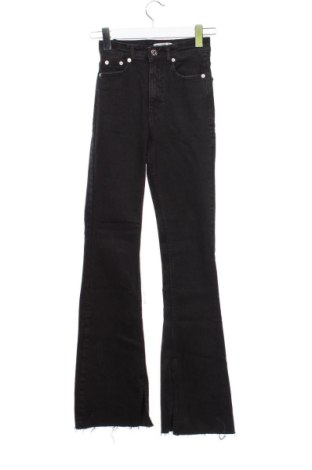 Дамски дънки Pull&Bear, Размер XXS, Цвят Черен, Цена 12,06 €, #137968786