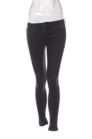 Дамски дънки Calvin Klein Jeans, Размер S, Цвят Черен, Цена 33,91 €, #137975000