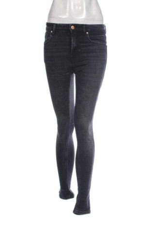 Blugi de femei Stradivarius, Mărime S, Culoare Negru, Preț 89,23 Lei, #137975975