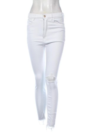 Blugi de femei Stradivarius, Mărime M, Culoare Alb, Preț 73,49 Lei, #137980863