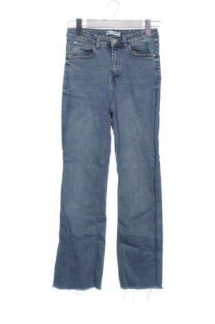 Blugi de femei Cropp, Mărime XS, Culoare Albastru, Preț 83,99 Lei, #137988357