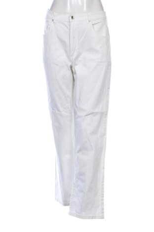 Blugi de femei Encadee, Mărime XL, Culoare Alb, Preț 31,49 Lei, #137938605