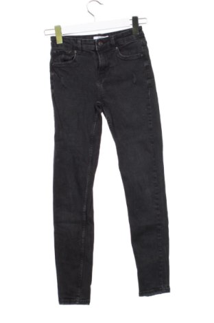 Női farmernadrág Bershka, Méret XXS, Szín Fekete, Ár 4 610 Ft, #137950890