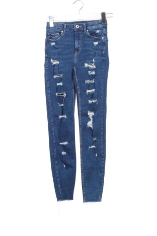 Damskie jeansy Bershka, Rozmiar XXS, Kolor Niebieski, Cena 59,68 zł, #137955031