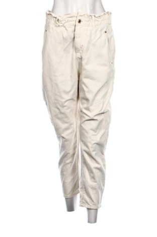Blugi de femei Zara, Mărime S, Culoare Ecru, Preț 83,00 Lei, #137957363