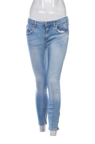 Dámske džínsy  Perfect Jeans By Gina Tricot, Veľkosť M, Farba Modrá, Cena  15,00 €, #137982278