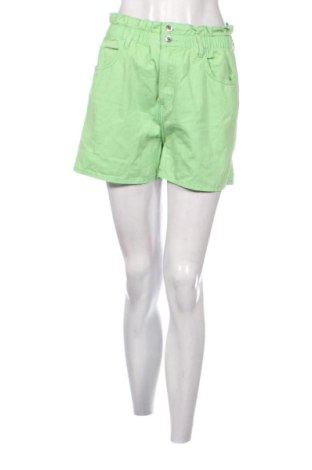 Pantaloni scurți de femei Sinsay, Mărime M, Culoare Verde, Preț 47,24 Lei, #137938284