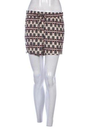 Pantaloni scurți de femei Primark, Mărime S, Culoare Multicolor, Preț 45,00 Lei, #137940881