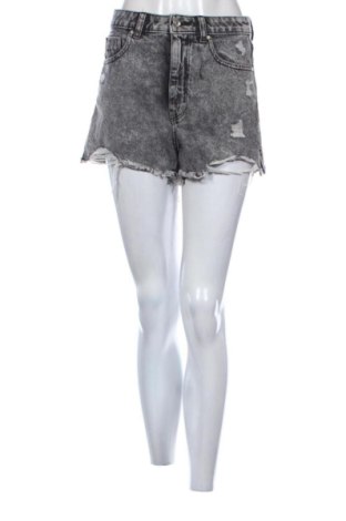 Pantaloni scurți de femei Zara, Mărime S, Culoare Gri, Preț 73,49 Lei, #137953732