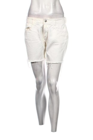 Női rövidnadrág Zara, Méret L, Szín Ekrü
, Ár 4 965 Ft, #137954215