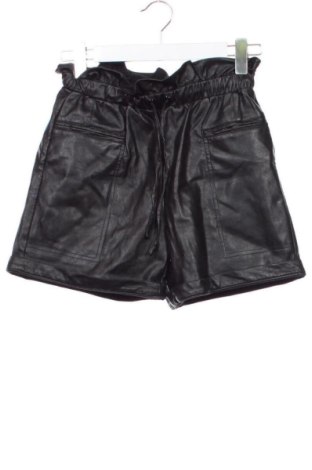 Női rövidnadrág Kendall & Kylie, Méret XS, Szín Fekete, Ár 10 638 Ft, #137954818