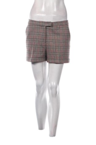 Pantaloni scurți de femei H&M, Mărime L, Culoare Multicolor, Preț 39,00 Lei, #137958104