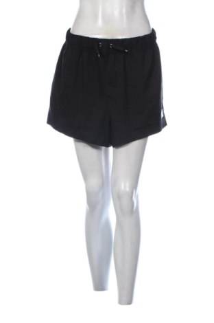 Pantaloni scurți de femei PUMA, Mărime XL, Culoare Negru, Preț 115,99 Lei, #137837440