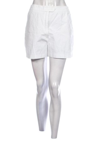 Pantaloni scurți de femei Unbranded, Mărime XL, Culoare Alb, Preț 36,74 Lei, #137927050