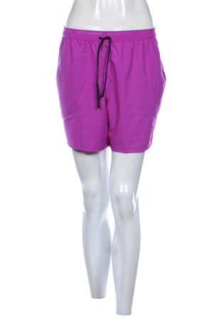 Pantaloni scurți de femei Nike, Mărime XL, Culoare Mov, Preț 115,48 Lei, #137950420