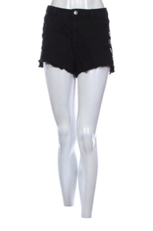 Pantaloni scurți de femei Stradivarius, Mărime M, Culoare Negru, Preț 47,24 Lei, #137953798