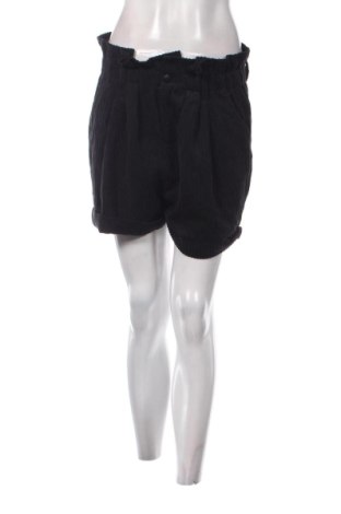 Pantaloni scurți de femei Fb Sister, Mărime M, Culoare Negru, Preț 47,00 Lei, #137979824