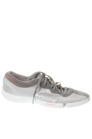 Дамски обувки Adidas, Размер 42, Цвят Многоцветен, Цена 72,00 €, #137946438