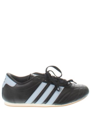 Női cipők Adidas Originals, Méret 38, Szín Fekete, Ár 36 170 Ft, #137937577