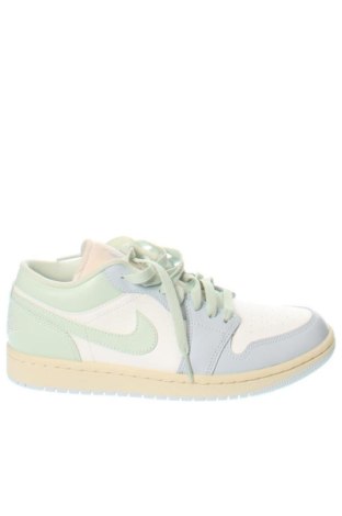 Încălțăminte de damă Air Jordan Nike, Mărime 40, Culoare Multicolor, Preț 598,39 Lei, #137962057