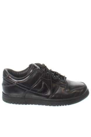 Női cipők Nike, Méret 41, Szín Fekete, Ár 28 369 Ft, #137957019
