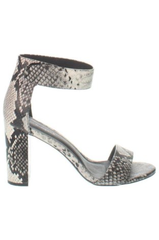 Дамски обувки Jeffrey Campbell, Размер 39, Цвят Многоцветен, Цена 103,26 €, #137972989