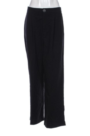 Damskie spodnie Stradivarius, Rozmiar L, Kolor Czarny, Cena 46,57 zł, #137933418