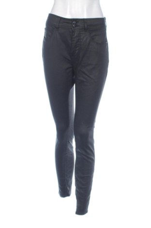 Damskie spodnie Guess, Rozmiar M, Kolor Czarny, Cena 97,37 zł, #137947208