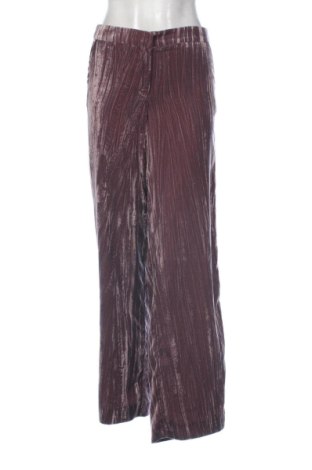 Pantaloni de femei Zara, Mărime S, Culoare Mov, Preț 62,99 Lei, #137949404