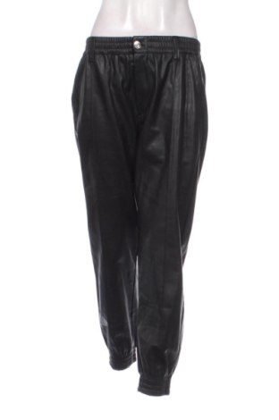 Damenhose Bershka, Größe L, Farbe Schwarz, Preis 11,00 €, #137952429