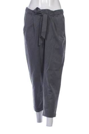 Pantaloni de femei Pull&Bear, Mărime XL, Culoare Gri, Preț 140,28 Lei, #137967675