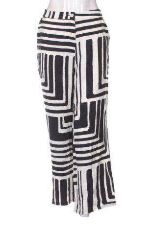 Pantaloni de femei H&M, Mărime L, Culoare Multicolor, Preț 94,48 Lei, #137968403