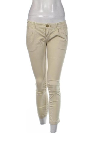 Pantaloni de femei Bershka, Mărime M, Culoare Bej, Preț 49,87 Lei, #137970270