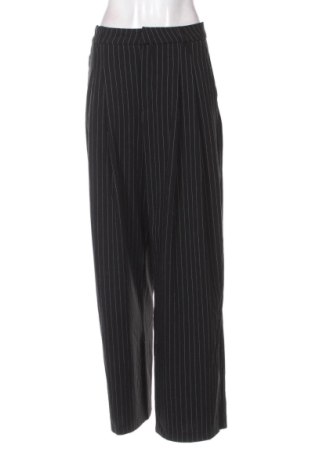 Pantaloni de femei Bershka, Mărime L, Culoare Multicolor, Preț 47,24 Lei, #137971469