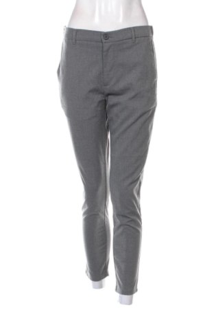 Дамски панталон Bershka, Размер L, Цвят Сив, Цена 10,67 €, #137975142