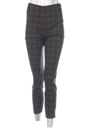 Pantaloni de femei C&A, Mărime M, Culoare Multicolor, Preț 60,00 Lei, #137957432