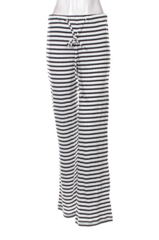 Pantaloni de femei Studio Select, Mărime M, Culoare Multicolor, Preț 88,45 Lei, #137968696