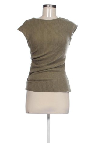 Damski top Pull&Bear, Rozmiar S, Kolor Zielony, Cena 42,34 zł, #137955421