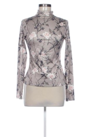 Helancă de femei Unbranded, Mărime S, Culoare Multicolor, Preț 26,25 Lei, #137984987